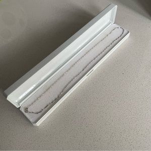 10 KT White Gold Chain Necklace